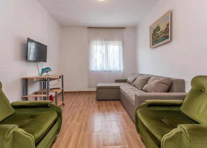 2 Bedroom Stunning In * Pakoštane