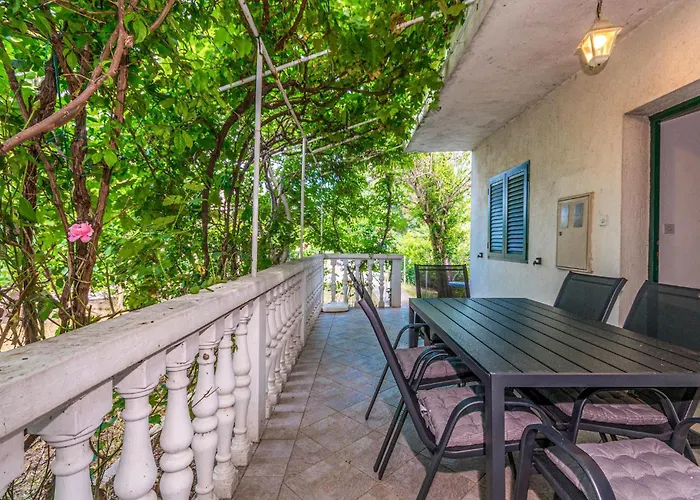 בית נופש 2 Bedroom Stunning In